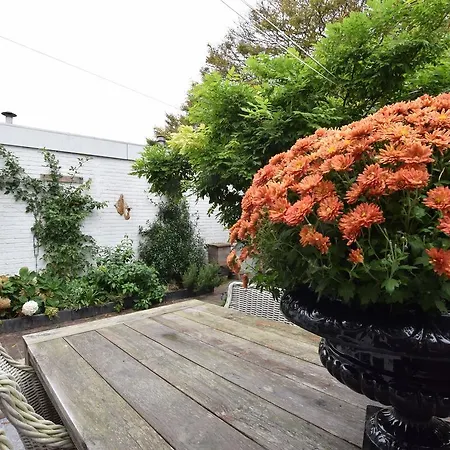 Cosy Holiday In Netherlands With Garden Holiday home *